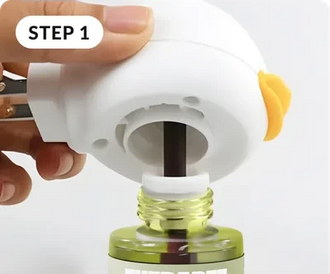1. Assemble: Screw the refill into the diffuser.